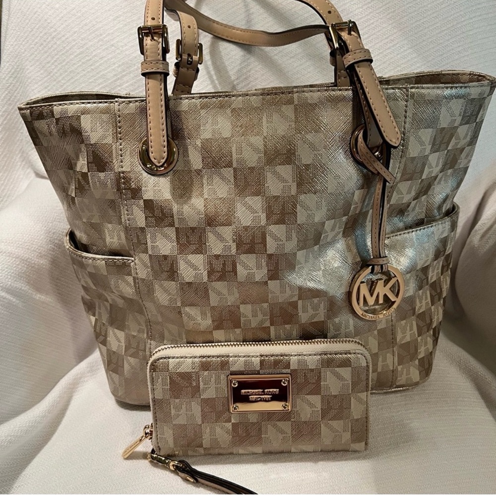 Michael Kors Metallic Gold Checkered Tote with Matching Wallet